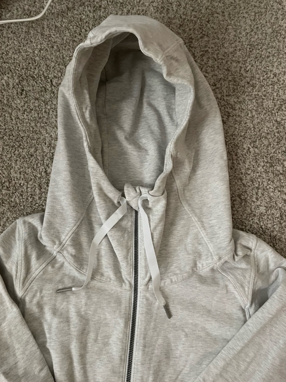 lululemon athletica Greige lightweight hoodie with venting in back 4 - Picture 2 of 5